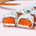Uramaki Salmão Fila
