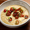 Risoto Brie e Tomate Cereja ao Pesto