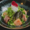 Salada de Sashimi