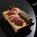 SUSHI & SASHIMI - 12 PEÇAS