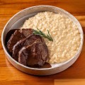 Escalope de Mignon ao molho de vinho e Risoto de Parmesão