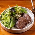 Escalope de Mignon com Mix de Folhas