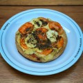 MINI PIZZA DE MARGHERITA COM PESTO - VEGANA