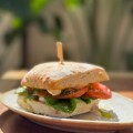 Sanduíche Caprese