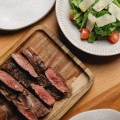 TAGLIATA COM SALADA